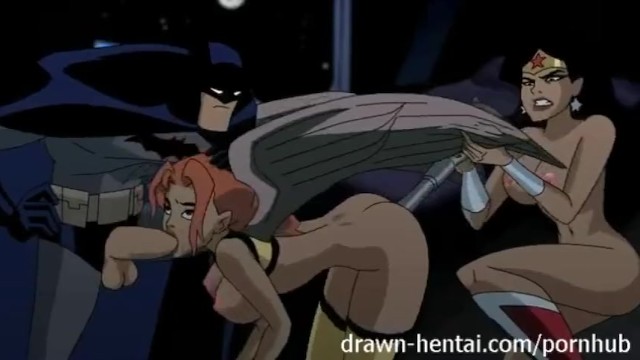 Hawkgirl Gets Tag Teamed By Batman and Wonder Woman - XAnimu.com