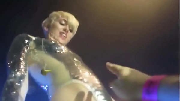 Miley cyrus porno