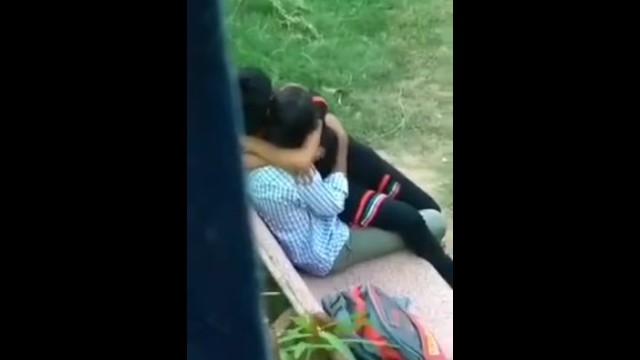 Indian Couple Caught Having Sex - Indian couple's caught having sex in public park - FreePublicPorn.com